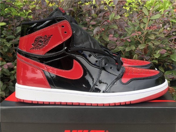 Air Jordan 1 High OG Bred Patent Leather 555088-063