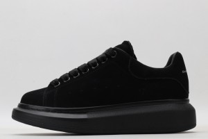 Alexander McQueen Oversized Sneaker Triple Black Suede