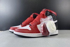 Air Jordan 1 Retro High OG "Satin Snake" Red CD0461-601