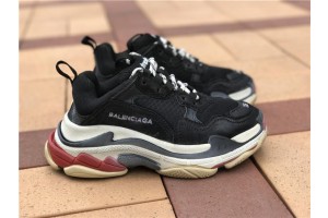 2017 Balenciaga Triple S Black (BAL0010)
